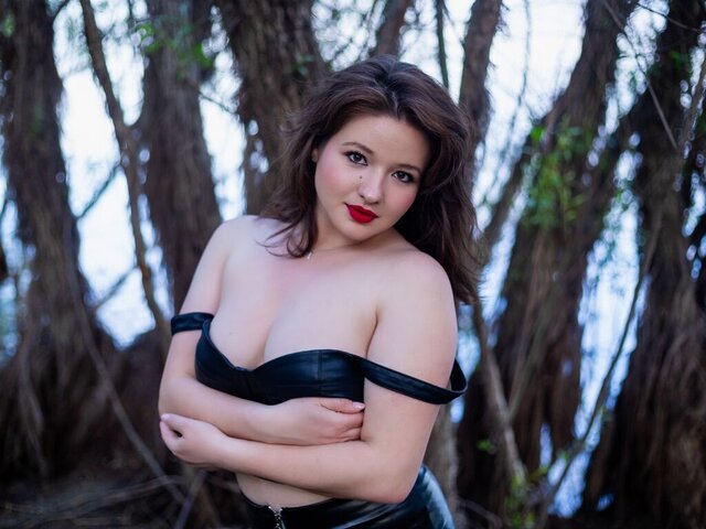 View MarylinTaylor Naked Private