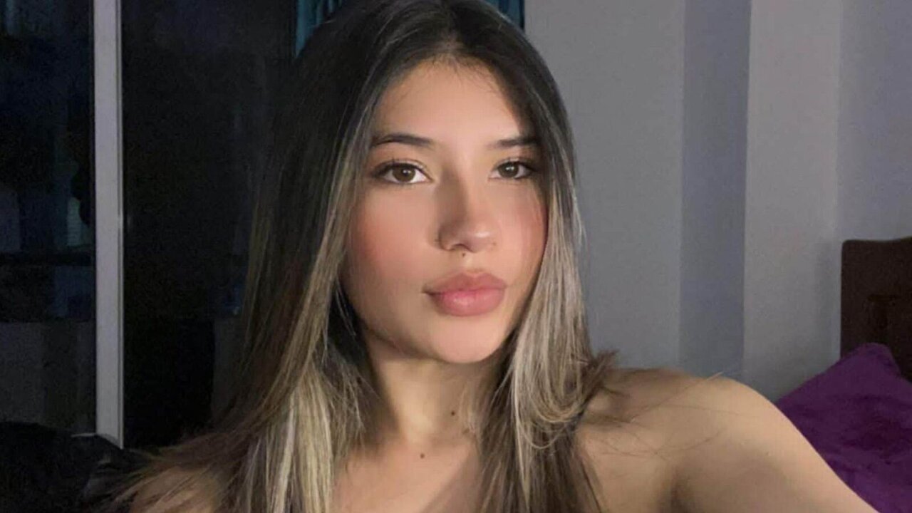 View MeganBozzo Naked Private