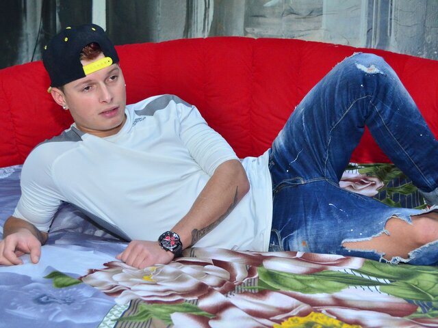 View NEWstarNIKOLAS Naked Private