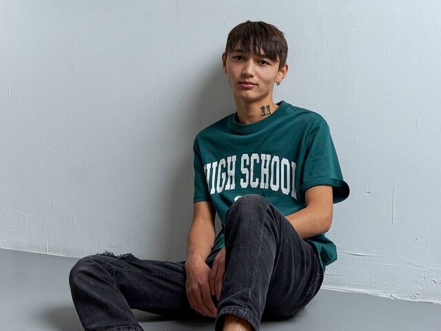 View NoahBleach Naked Private