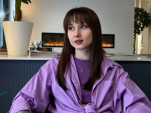 View PeggyBetter Naked Private