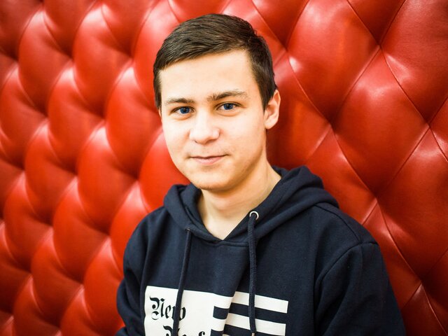 View PhilipLaisor Naked Private