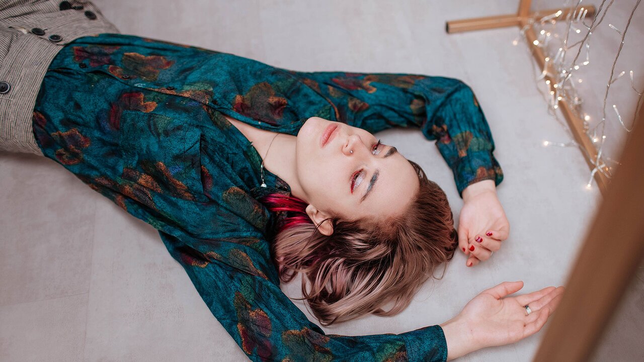 View RayniaStar Naked Private