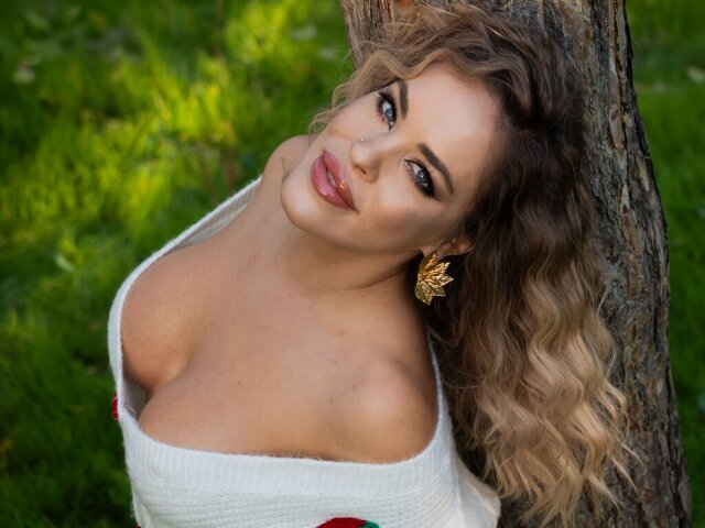 View RosemaryEvan Naked Private