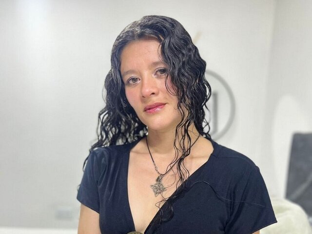 View SereneValkas Naked Private