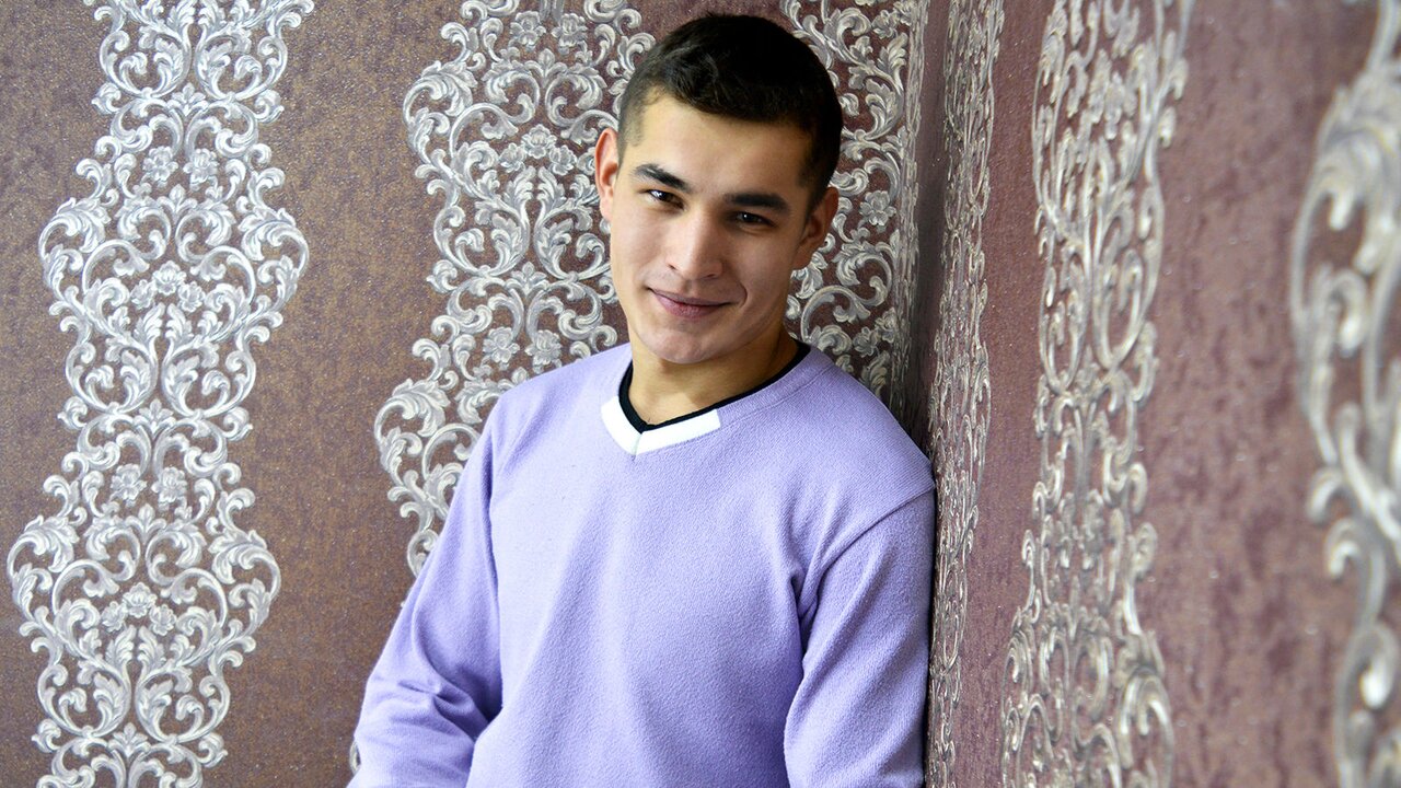 View SoHotColin Naked Private