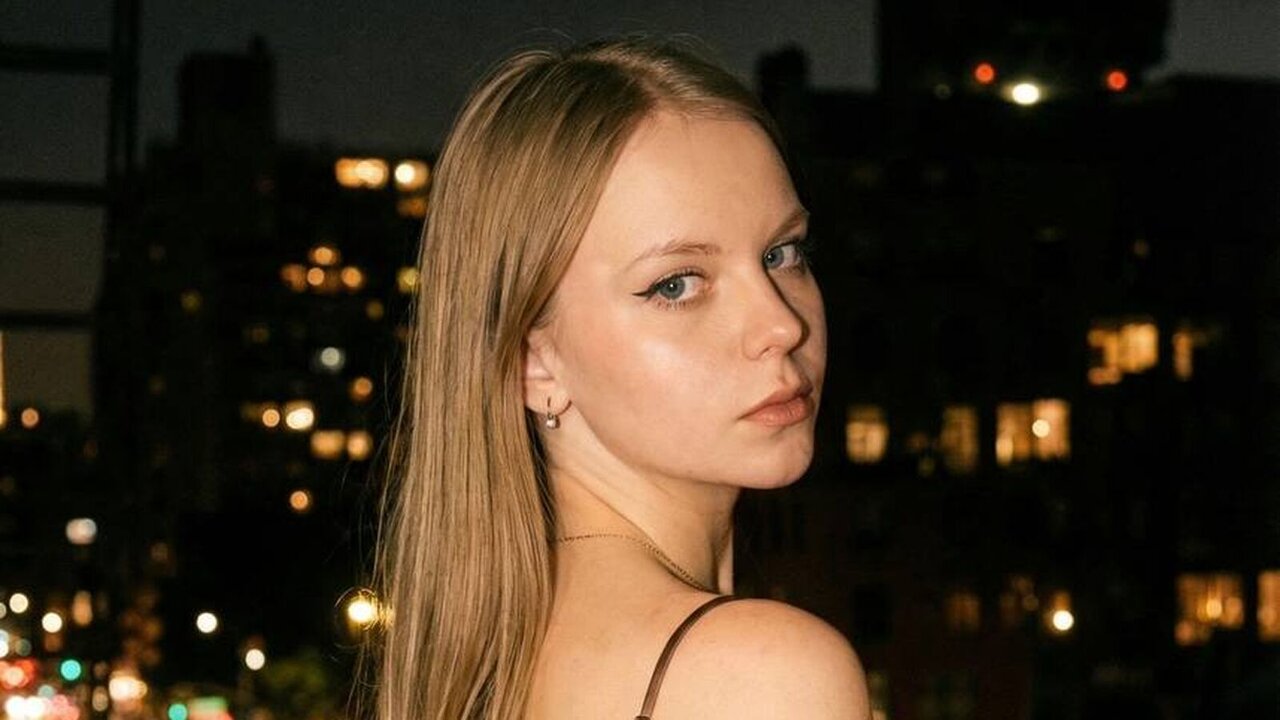 View SophiePeachy Naked Private