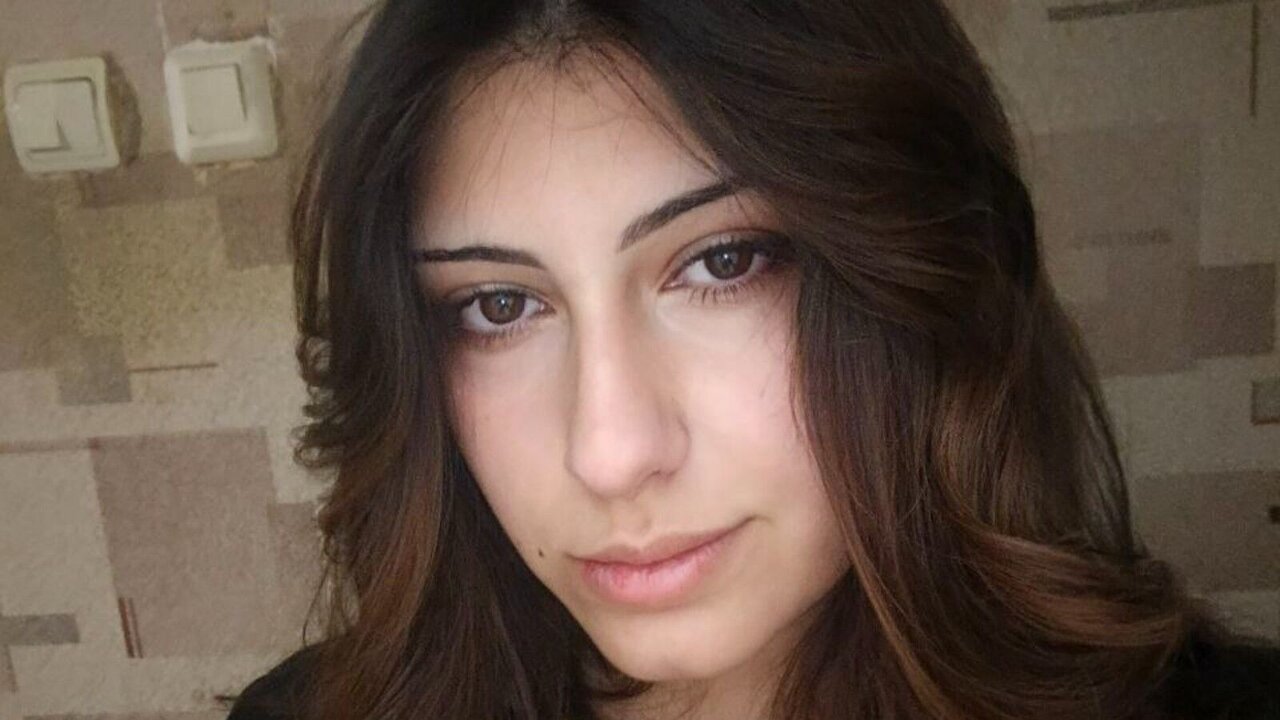 View StelaBush Naked Private