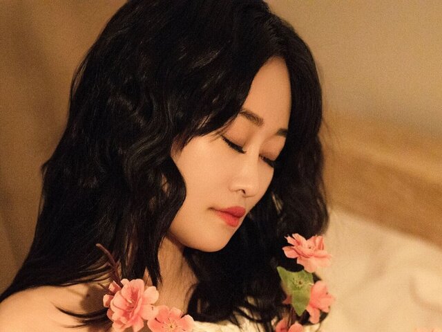 View SusuFangled Naked Private