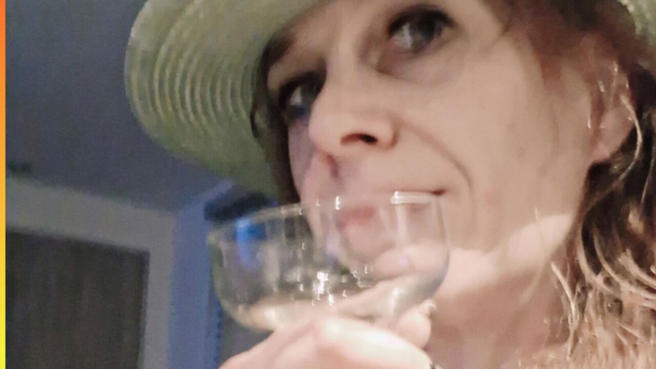 View SweetEssie Naked Private