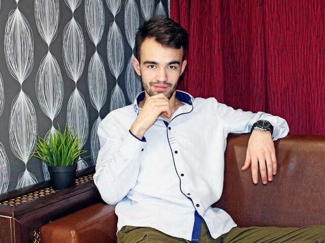 View ThomasDart Naked Private