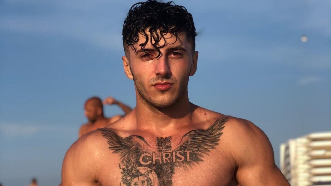 View TomyCena Naked Private