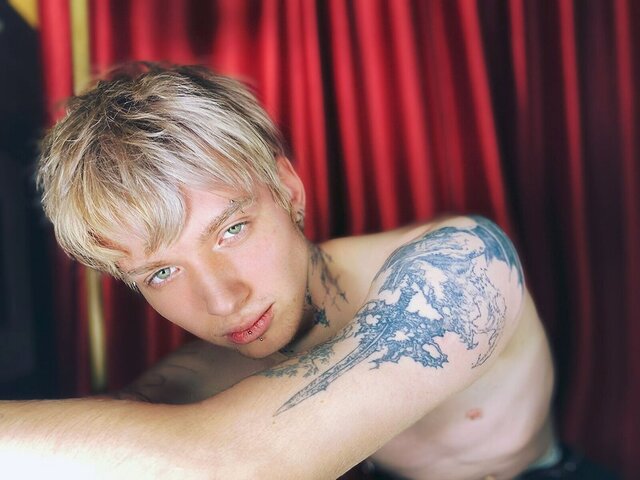 View TravisClass Naked Private