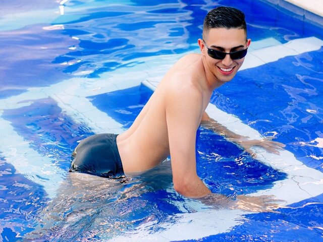 View ValentinoEvans Naked Private