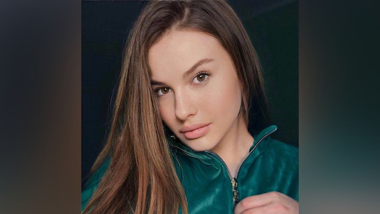 View VeronicaBrickman Naked Private