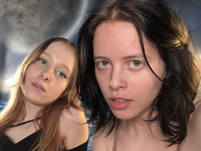 View VeronikaVanessa Naked Private