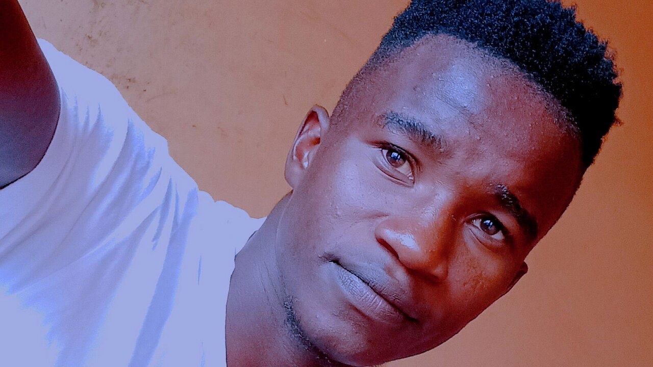 View VictorOmondi Naked Private
