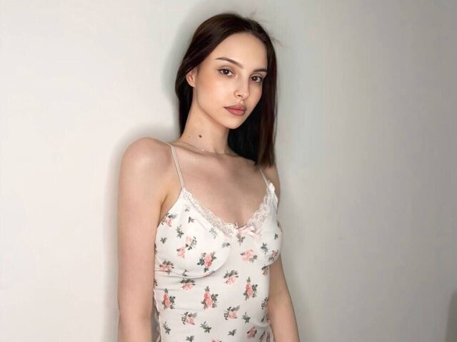 View VireyaVell Naked Private