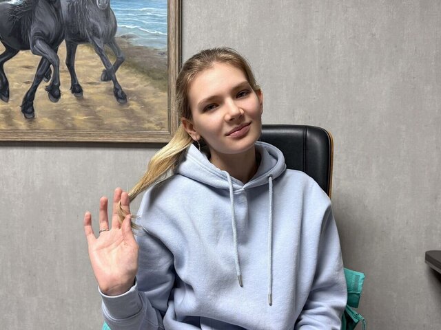 View VivienHans Naked Private