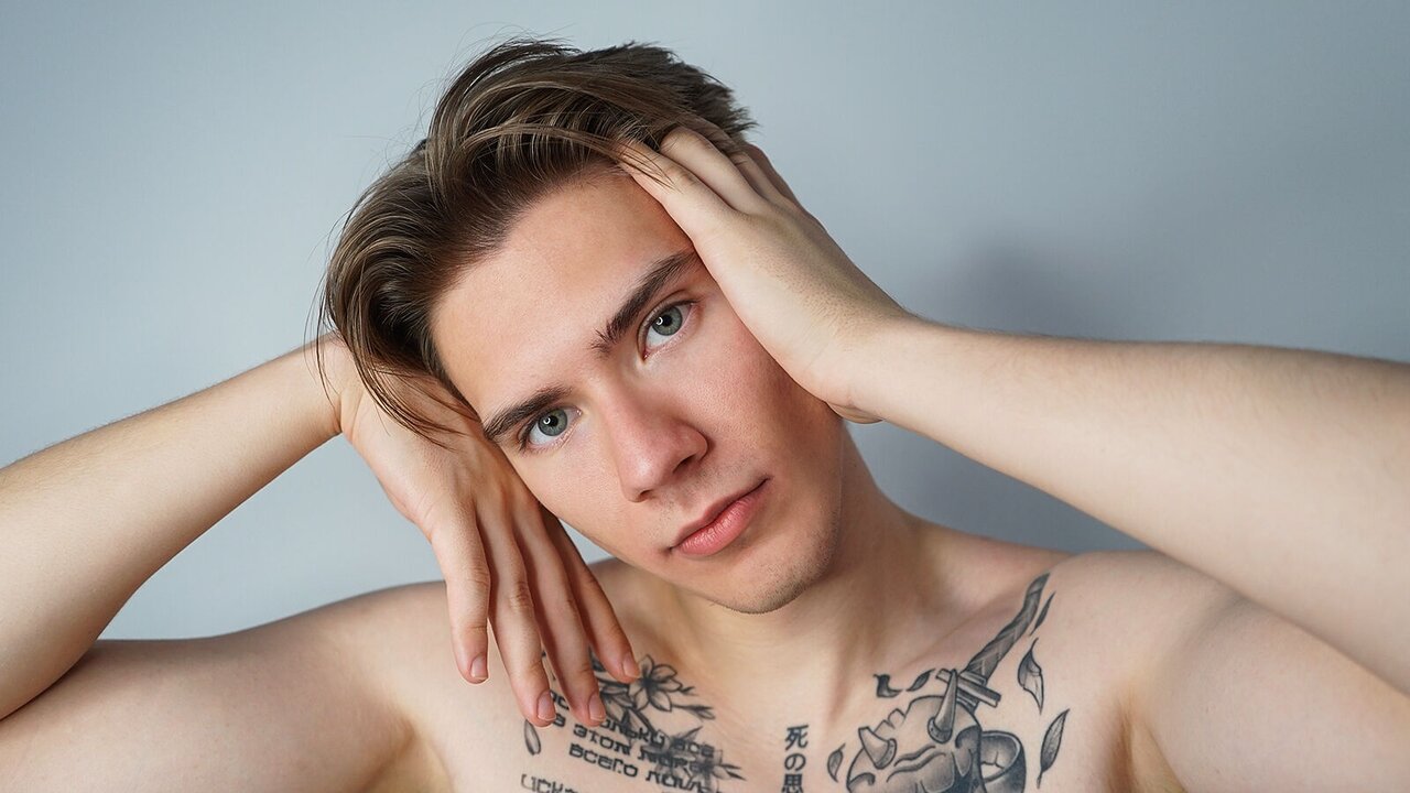 View WayneBanshee Naked Private