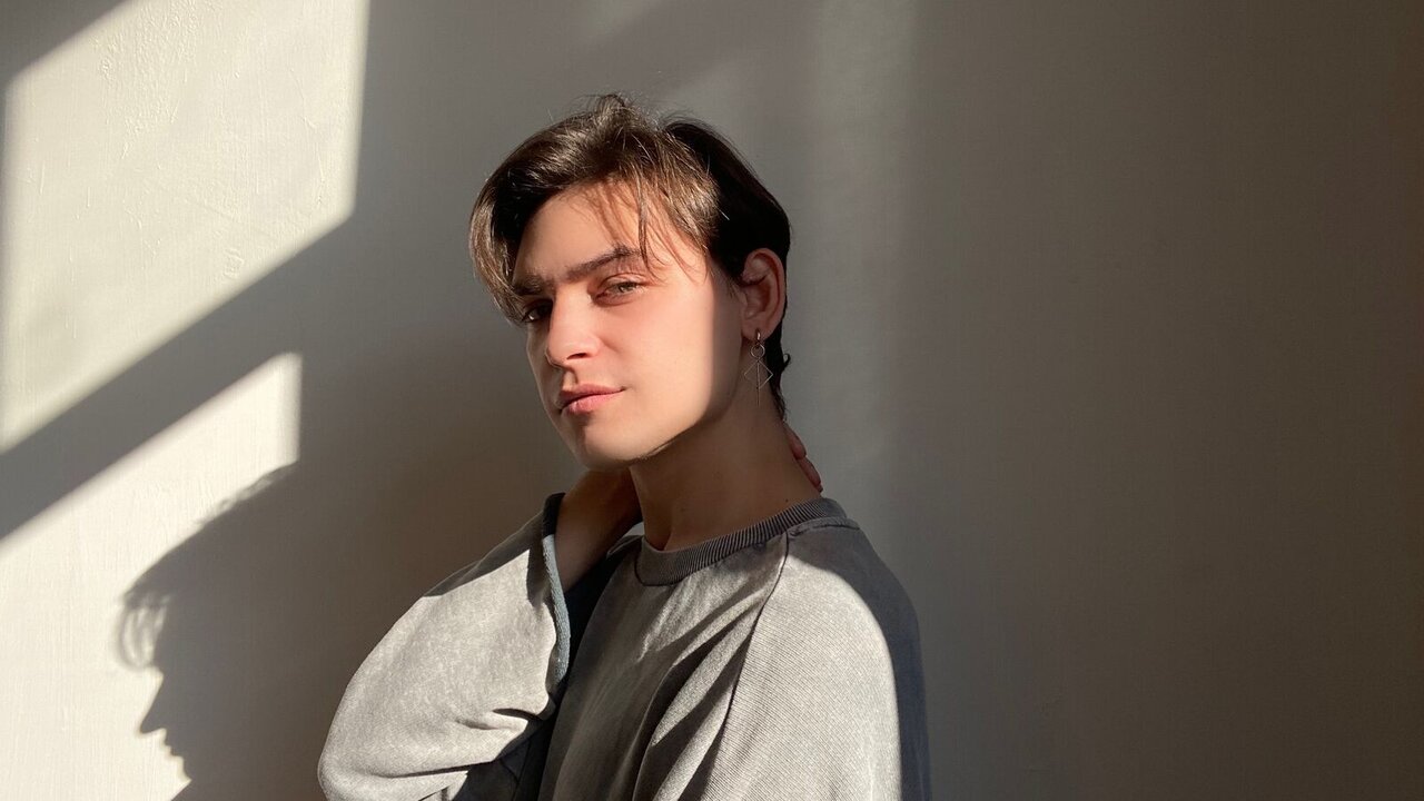 View ZacharyEllington Naked Private