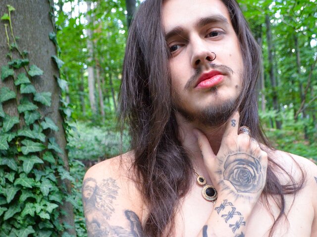 View ricomooree Naked Private